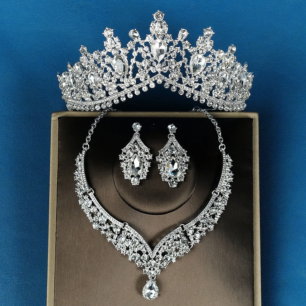 Bride crown earrings necklace three-piece wedding dress accessories noble luxury rhinestone crown set