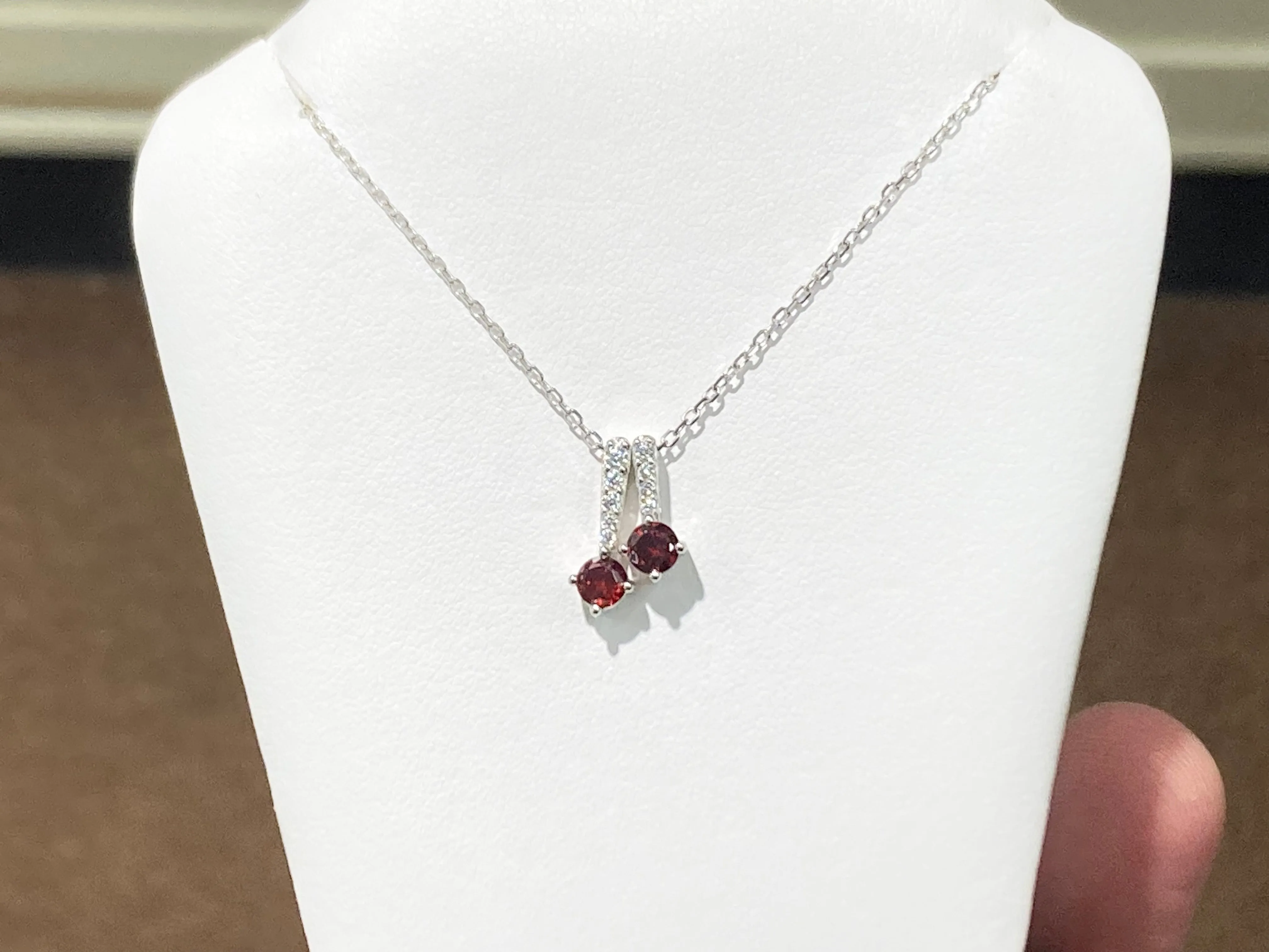 Garnet Colored Swarovski Zirconia Silver Pendant