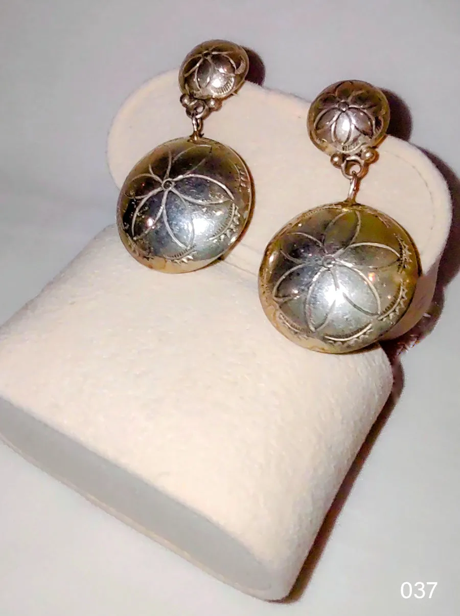 Handcrafted- vintage-Sterling-Silver, Button pierced earrings