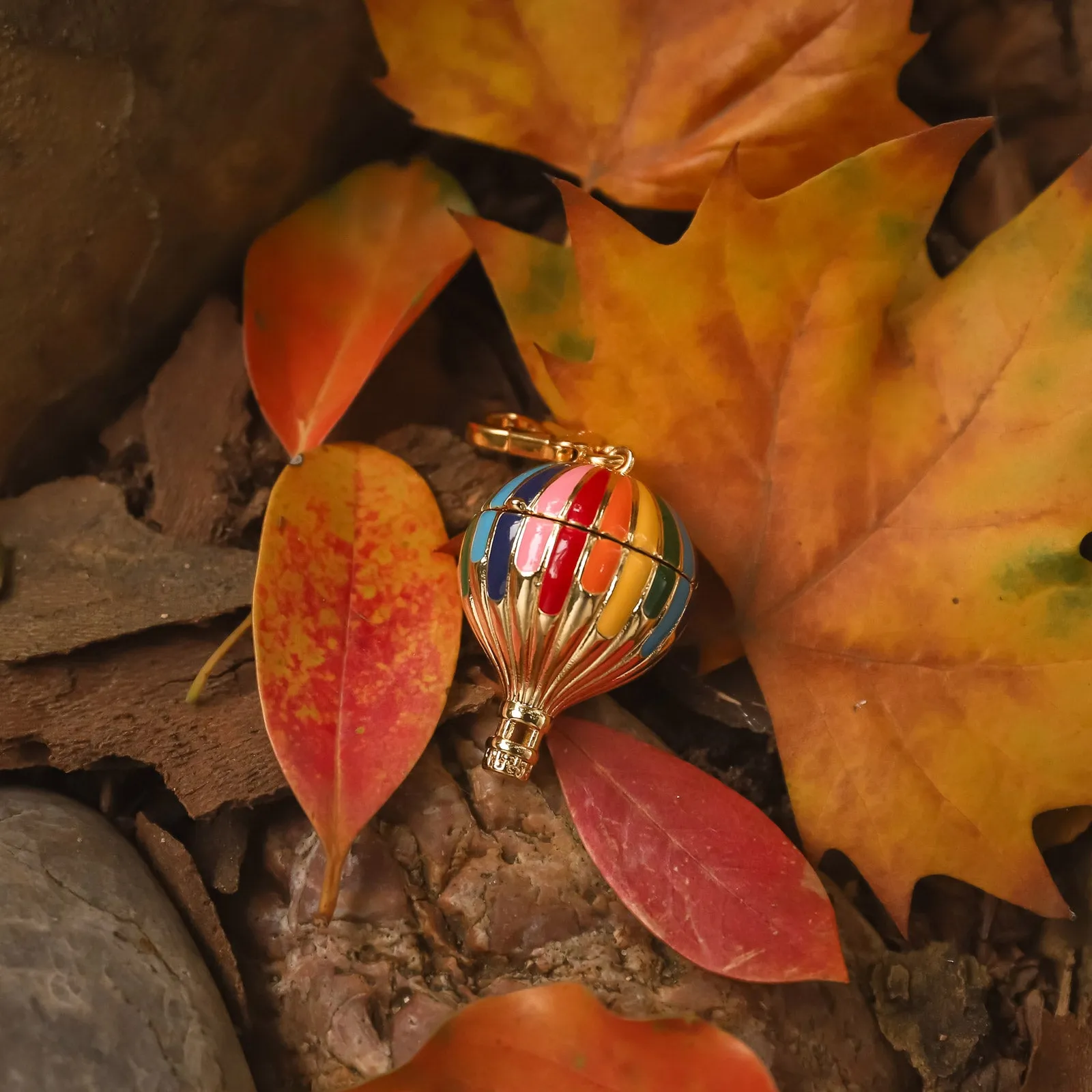 Hot Air Balloon Pendant Necklace