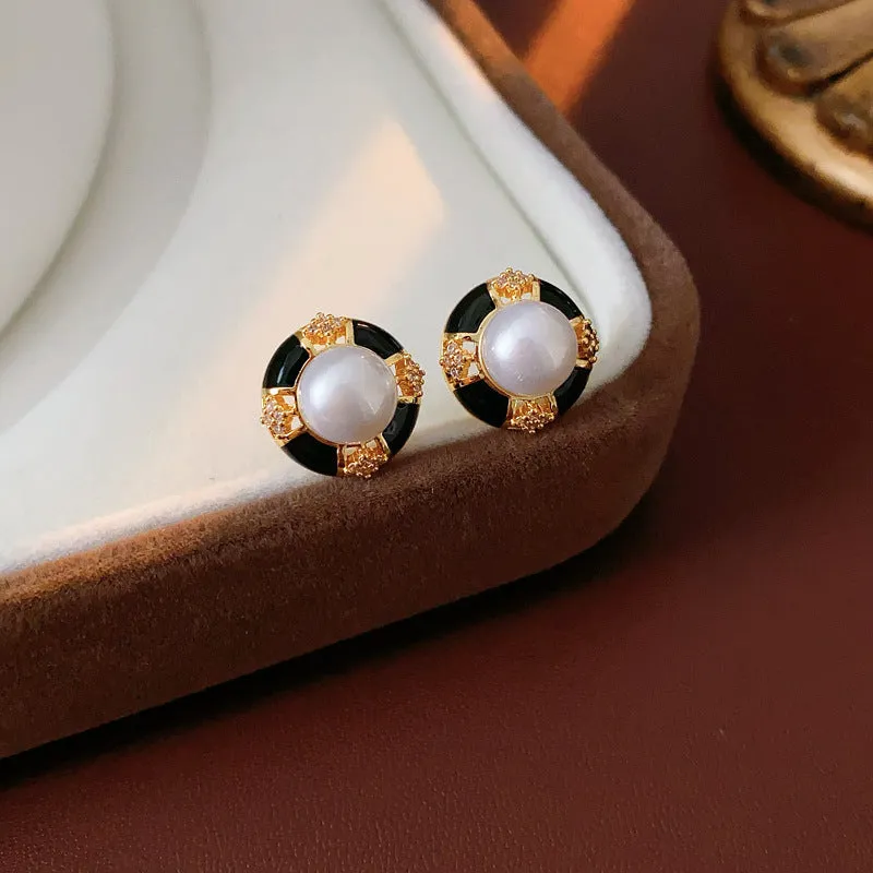 Luxurious Round Geometric Artificial Pearl Oil Dripping Earrings