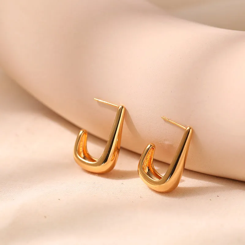 Modern Gold Curved Hoop Earrings jlt11832