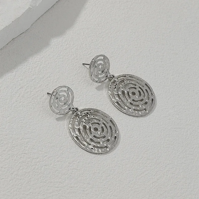 Unique Metal Circular Hollow Earrings - Stylish Niche Design for Women, Luxury Ear Accessories Bundle